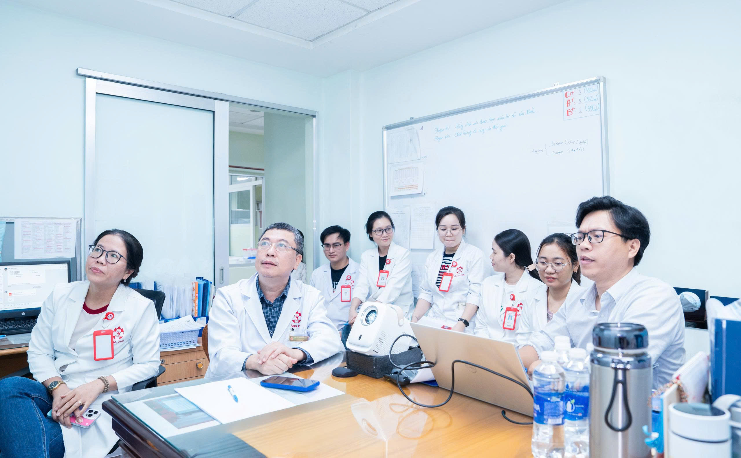 Khoa Xét nghiệm cập nhật xu hướng mới trong sàng lọc ung thư