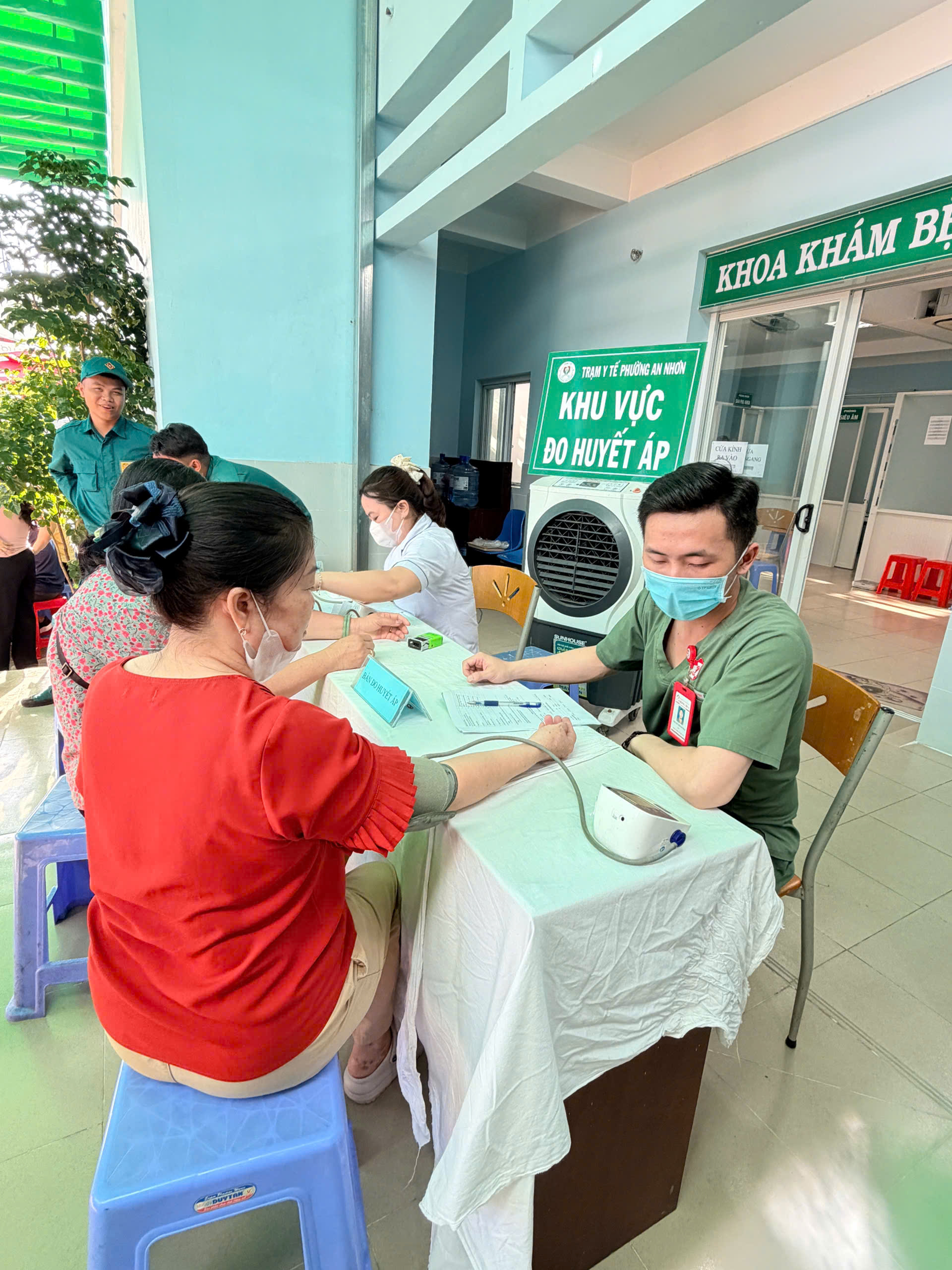 Hơn 30 triệu người dân được khám sức khỏe định kỳ miễn phí
*Bệnh viện Đa khoa Hồng Đức III khám cho hơn 2,6 ngàn người