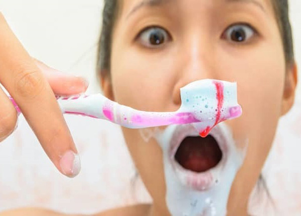 7 sai lầm khi đánh răng mà nhiều người vẫn mắc phải