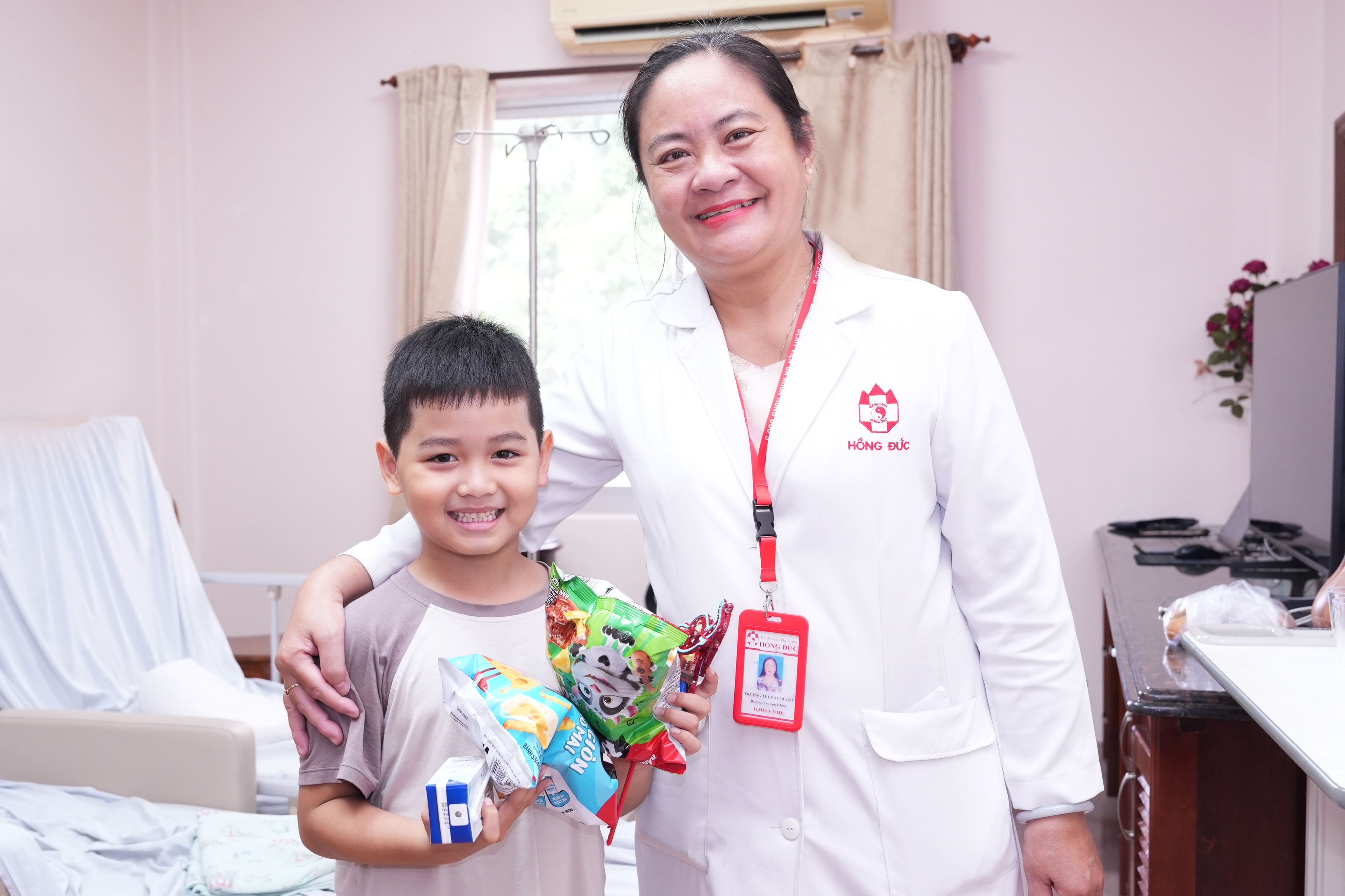 Khoa Nhi- Bệnh viện Đa khoa Hồng Đức III trao quà Trung thu, gửi yêu thương đến các bệnh nhi